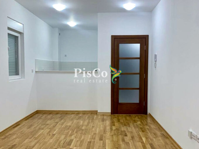 Izdavanje nenamjesten dvosoban stan Tuski put 60m2 Podgorica 549