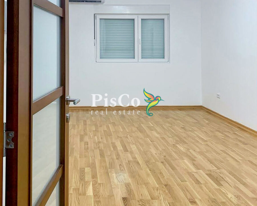 Izdavanje nenamješten dvosoban stan Tuški put, 60m2, Podgorica-642