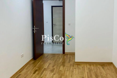 Izdavanje nenamješten dvosoban stan Tuški put, 60m2, Podgorica-943