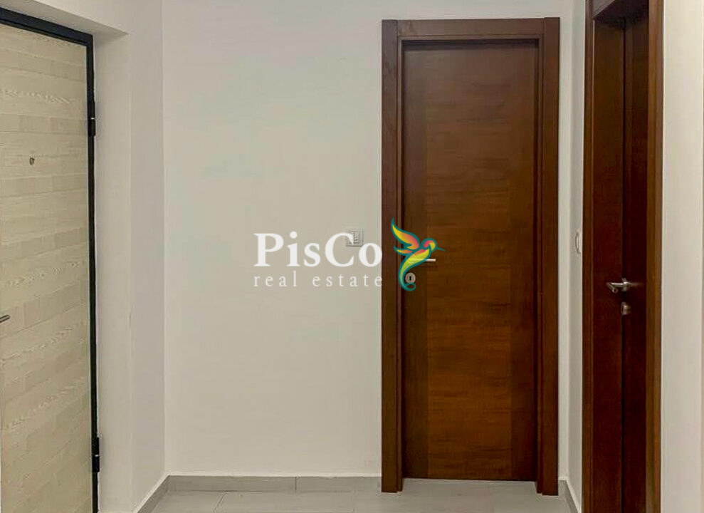 Izdavanje nenamješten dvosoban stan Tuški put, 60m2, Podgorica-946