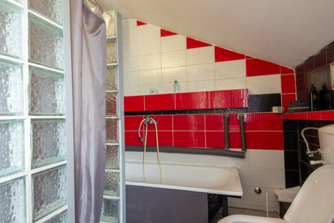 Izdavanje trosoban stan u kući, Zabjelo, 115m2, Podgorica-2587