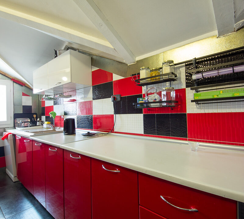 Izdavanje trosoban stan u kući, Zabjelo, 115m2, Podgorica-2590