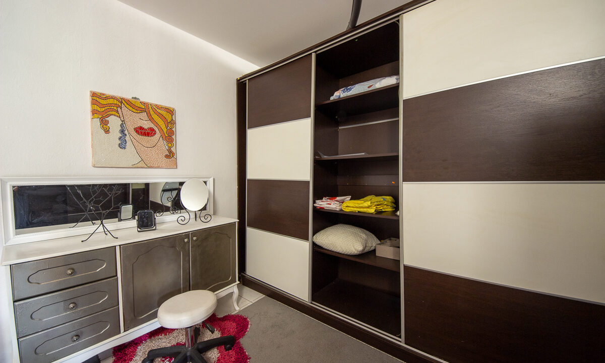 Izdavanje trosoban stan u kući, Zabjelo, 115m2, Podgorica-2593