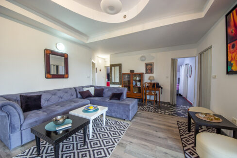 Izdavanje trosoban stan u kući, Zabjelo, 115m2, Podgorica-2597