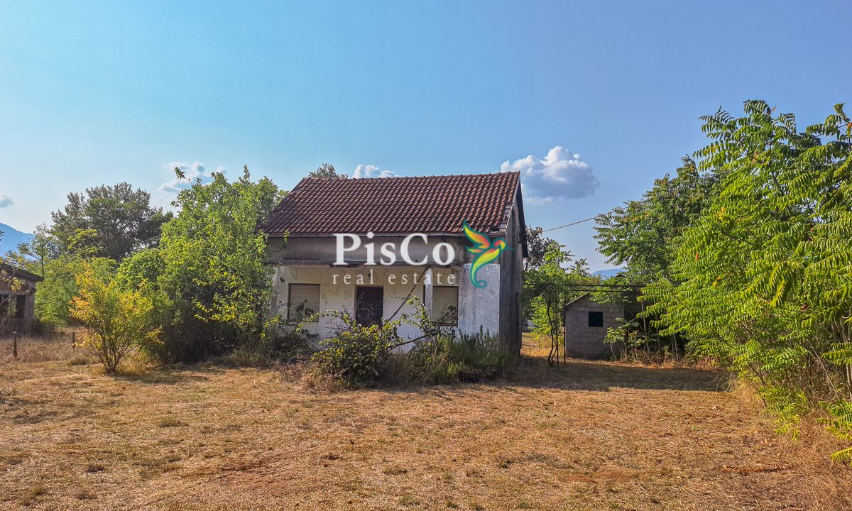 Kuća 70m2, Plac 2800m2, Martinići, Danilovgrad-163647