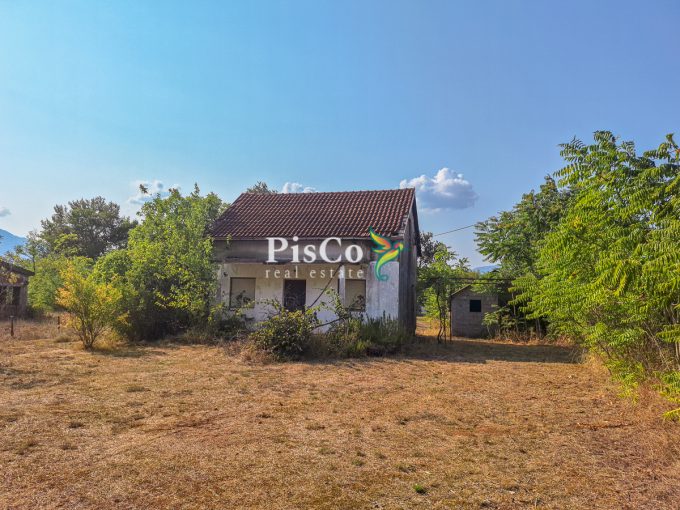 Kuca 70m2 Plac 2800m2 Martinici Danilovgrad 163647