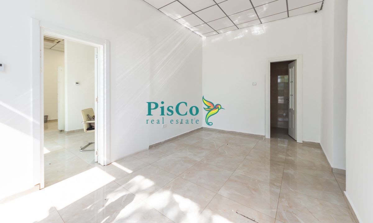 Poslovni Autobuska Mitra Bakića (1 of 46)