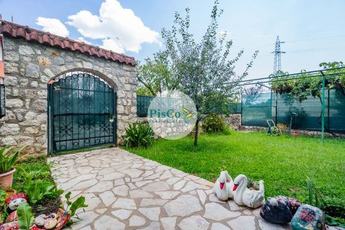 Prodaja kuća Podgorica - Zagorič_-8