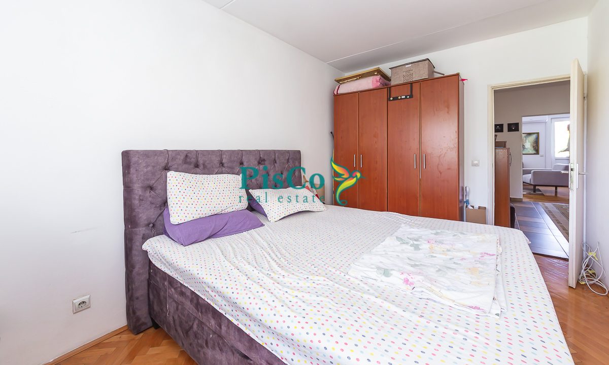 kod autobuske dvosoban prodaja (14 of 21)