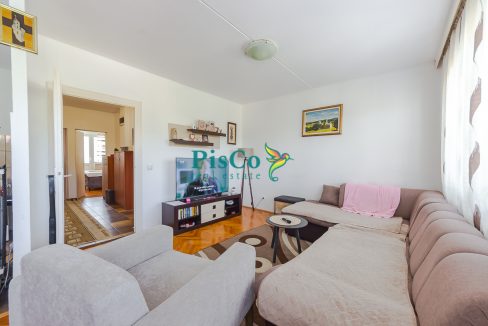 kod autobuske dvosoban prodaja (6 of 21)