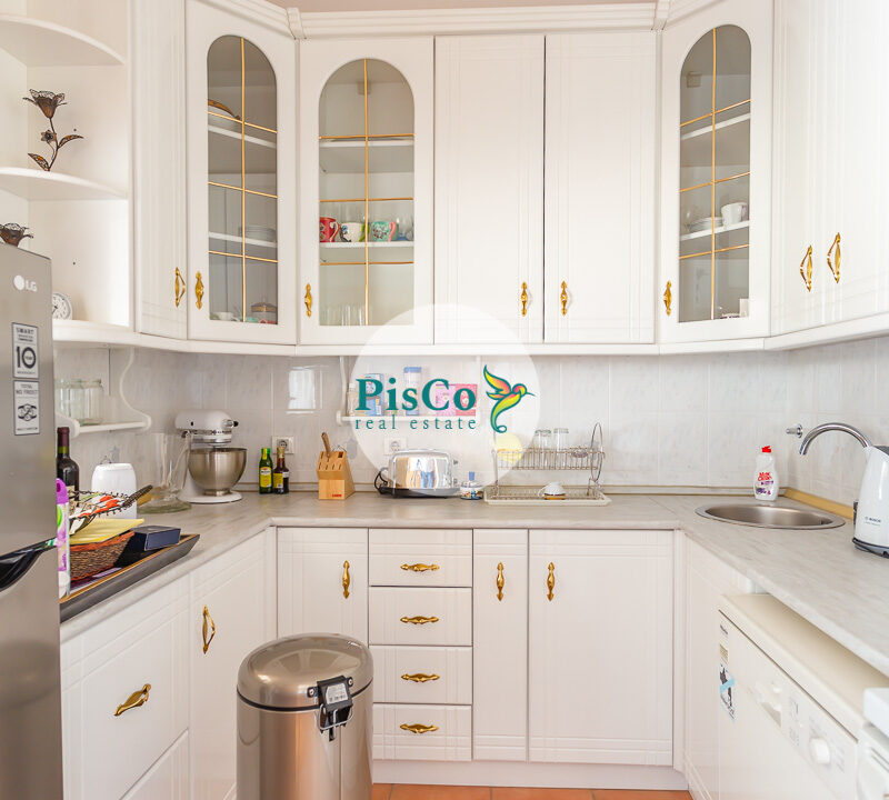 Komforan stan u klasičnom stilu koji će vam pružiti punu udobnost