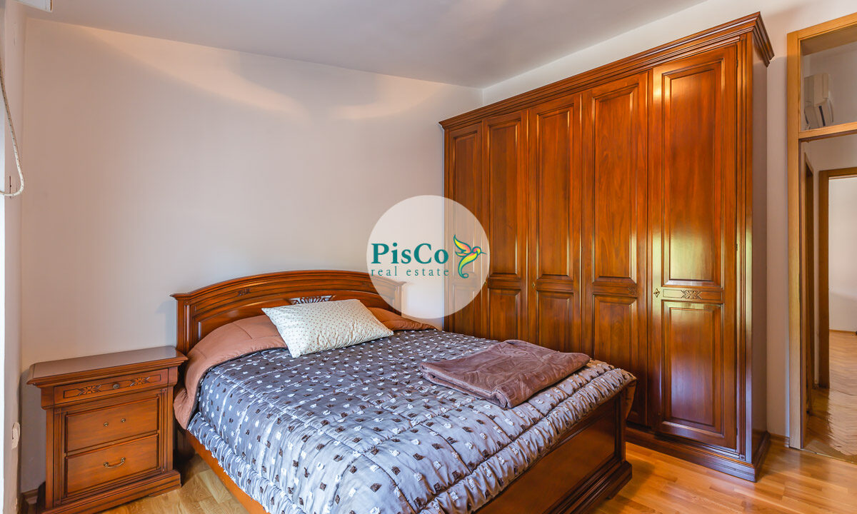 Komforan stan u klasičnom stilu koji će vam pružiti punu udobnost