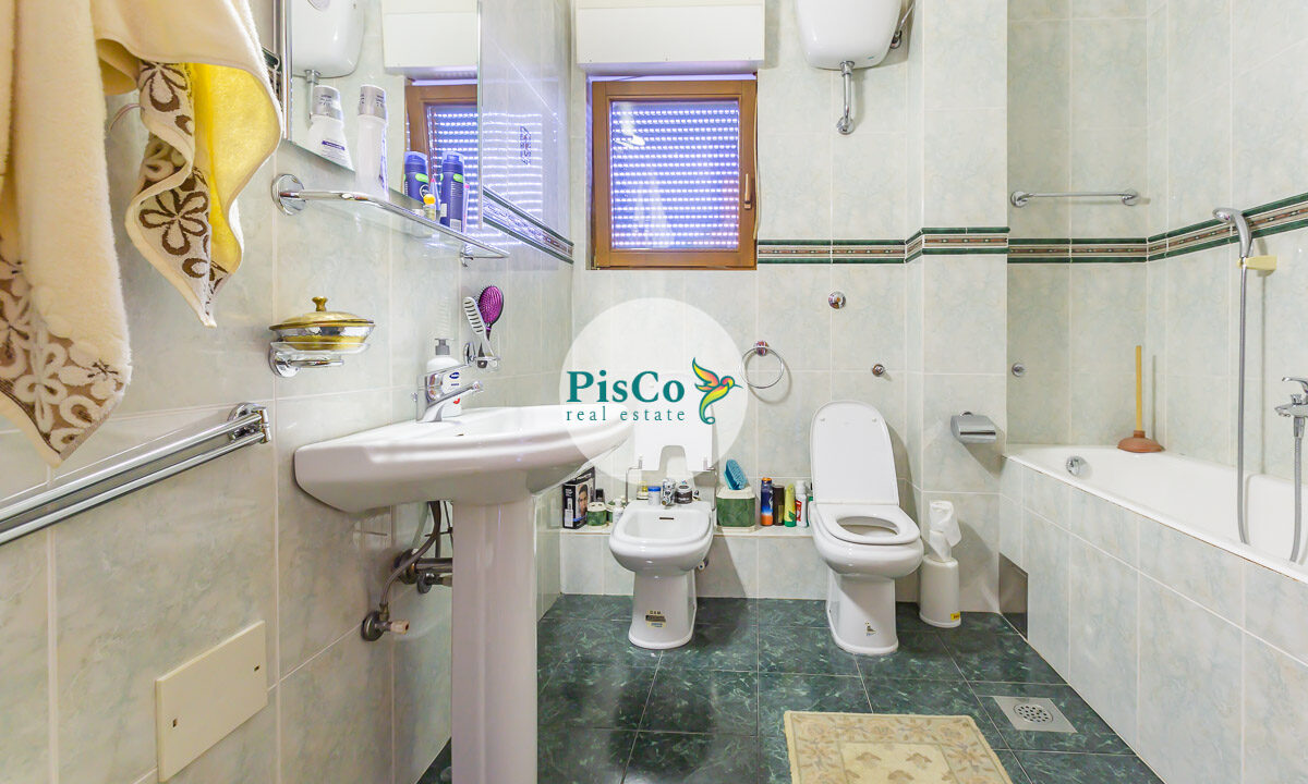 Komforan stan u klasičnom stilu koji će vam pružiti punu udobnost