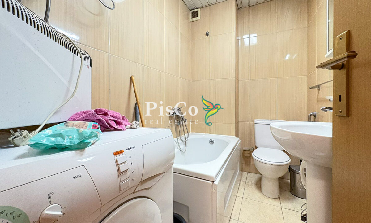 Izdavanje dvosoban stan 70m2, Tološi, Podgorica-250