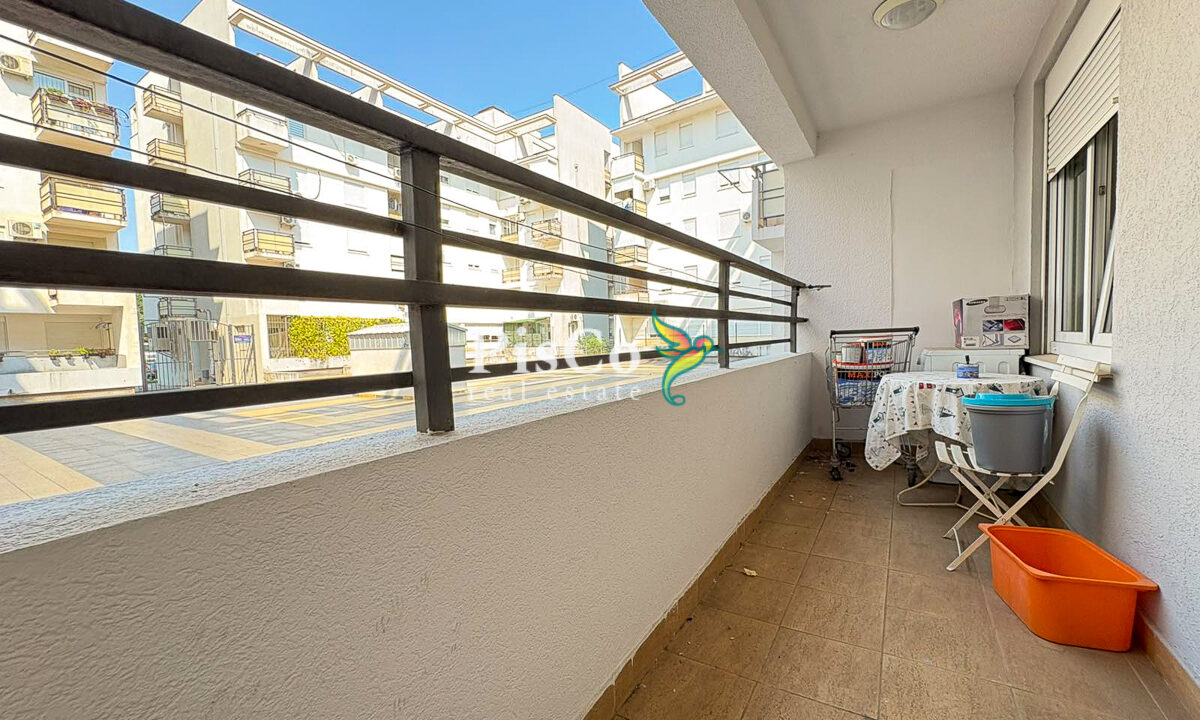 Izdavanje dvosoban stan 70m2, Tološi, Podgorica-335