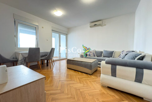 Izdavanje dvosoban stan 70m2, Tološi, Podgorica-511