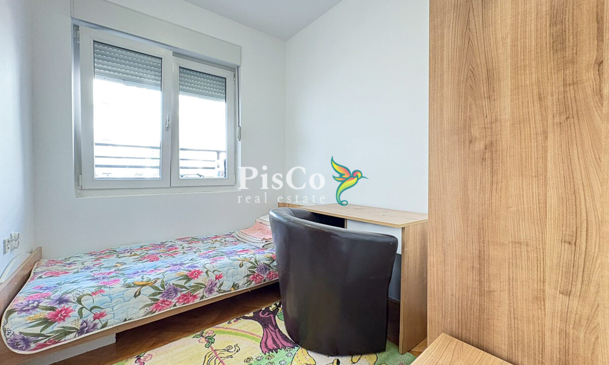 Izdavanje dvosoban stan 70m2, Tološi, Podgorica-539