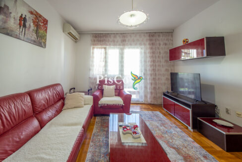 Izdavanje dvosoban stan Preko Morače, 60m2, Podgorica-2736