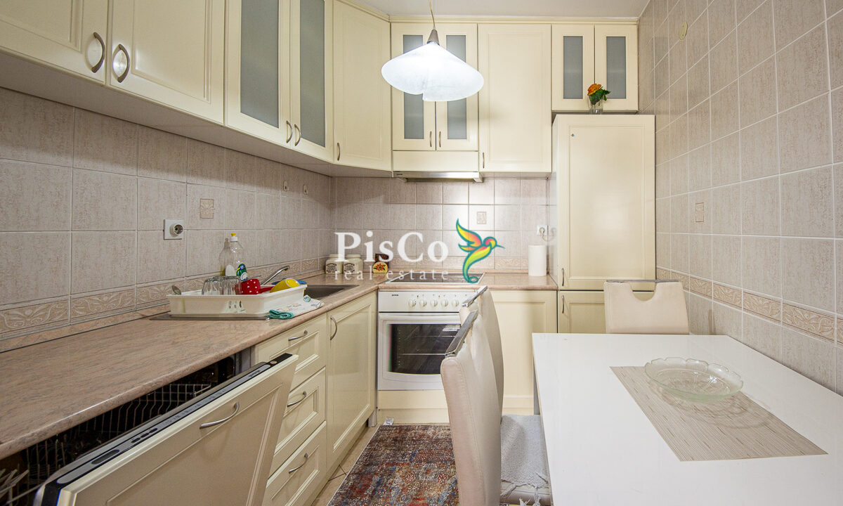 Izdavanje dvosoban stan Preko Morače, 60m2, Podgorica-2737