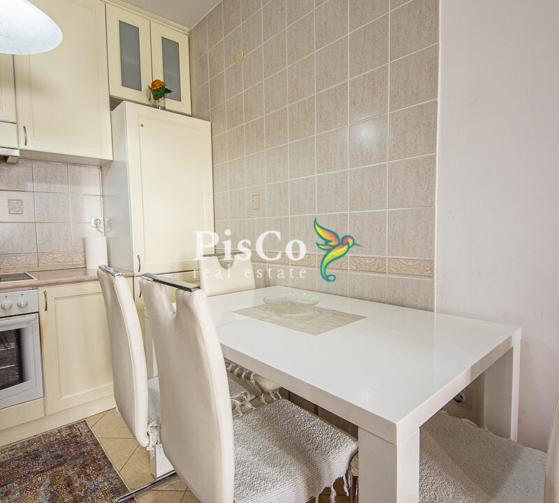 Izdavanje dvosoban stan Preko Morače, 60m2, Podgorica-2738