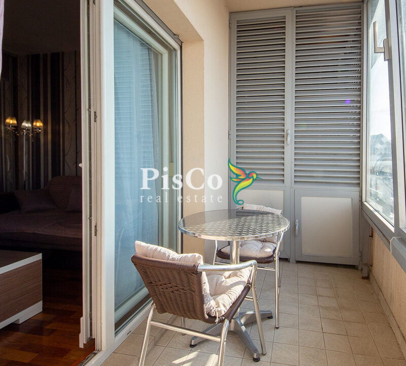 Izdavanje garsonjera City kvart, 30m2, Podgorica-2702