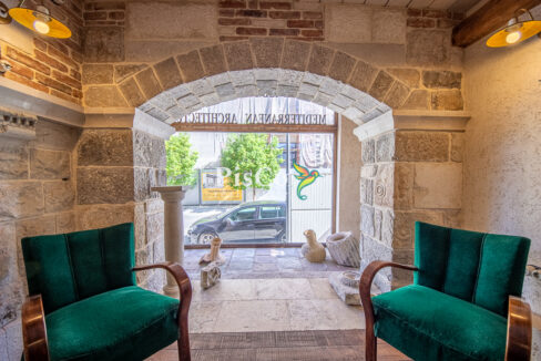 Izdavanje poslovni prostor 42m2, Centar, Podgorica--2