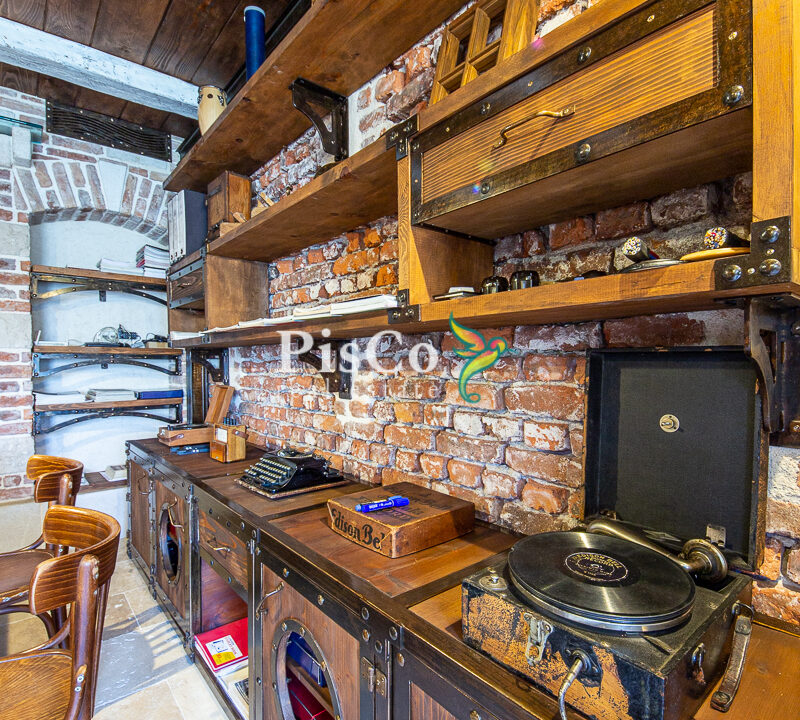 Izdavanje poslovni prostor 42m2, Centar, Podgorica-2675