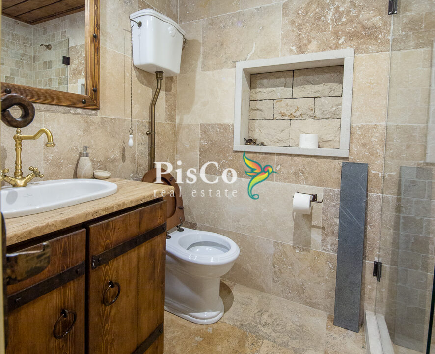 Izdavanje poslovni prostor 42m2, Centar, Podgorica-2686