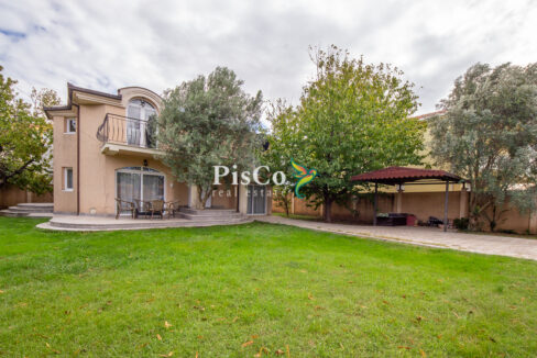 Izdavanje, porodična kuća, Donja Gorica, 210m2, Podgorica-2749