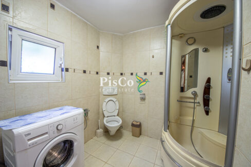 Izdavanje, porodična kuća, Donja Gorica, 210m2, Podgorica-2767