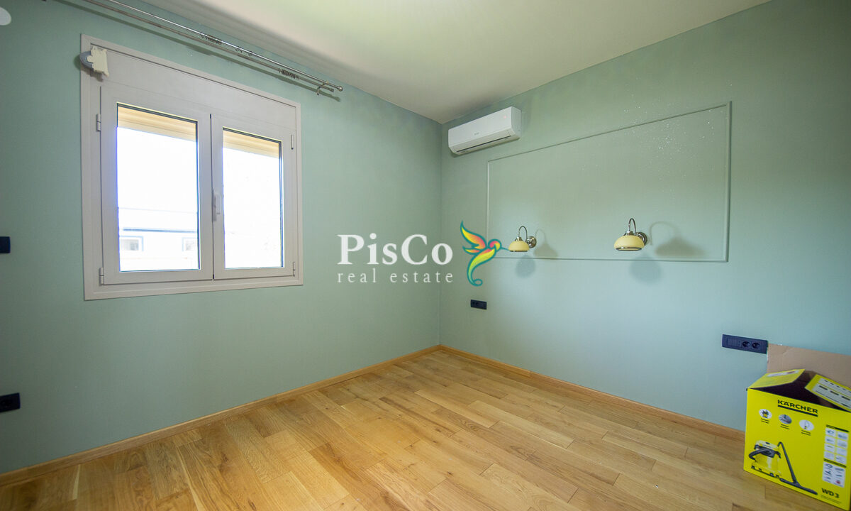 Izdavanje trosoban stan 100m2, Donja Gorica, Podgorica-2792