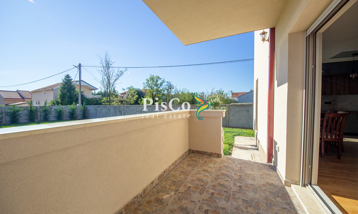 Izdavanje trosoban stan 100m2, Donja Gorica, Podgorica-2801