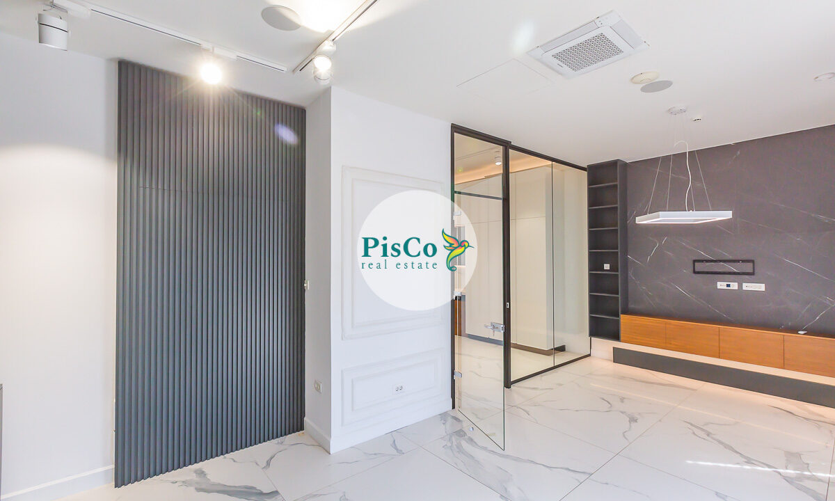 Moderno sredjeni poslovni prostor u centru grada - Izdavanje poslovnih prostora Podgorica-3