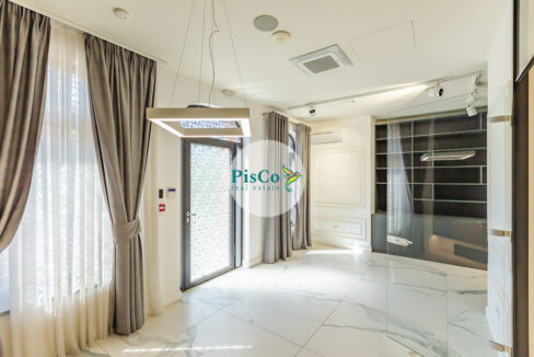 Moderno sredjeni poslovni prostor u centru grada - Izdavanje poslovnih prostora Podgorica-4