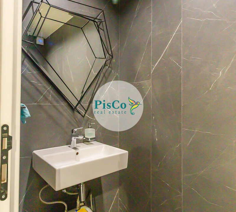 Moderno sredjeni poslovni prostor u centru grada - Izdavanje poslovnih prostora Podgorica-5