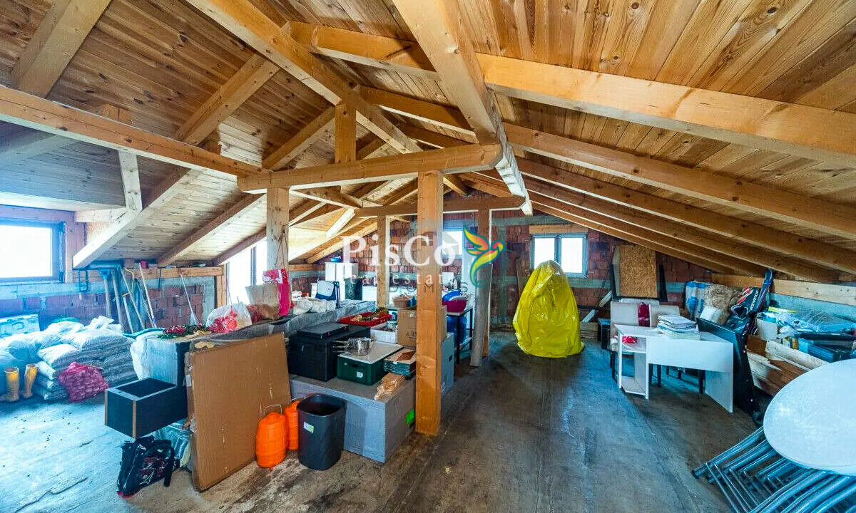 Prodaja, kuća, 200m2, Donja Gorica, Podgorica--12