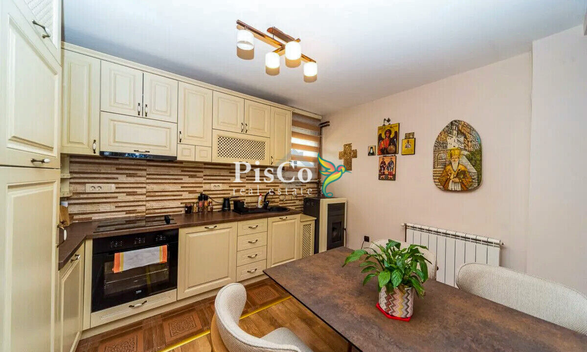 Prodaja, kuća, 200m2, Donja Gorica, Podgorica--7