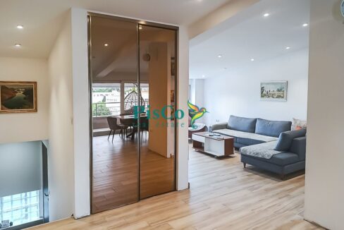 viber_image_2025-10-10_16-26-28-470