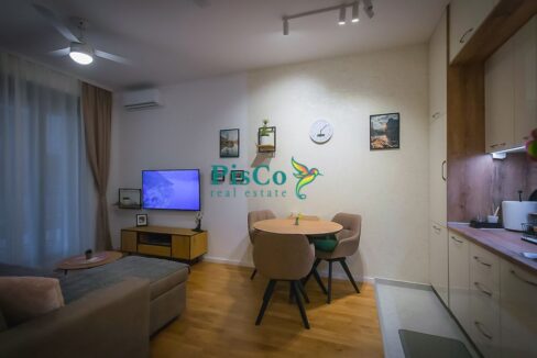 viber_image_2025-10-10_16-27-00-646