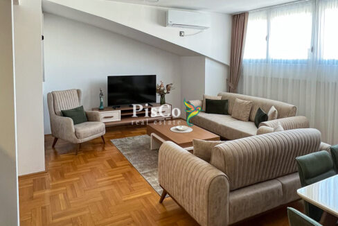 Izdavanje dvosoban stan Stari Aerodrom, 71m2, Podgorica-274