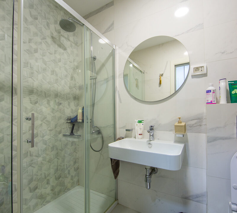 Izdavanje, jednosoban stan, 50m², Central Point, Podgorica-2913