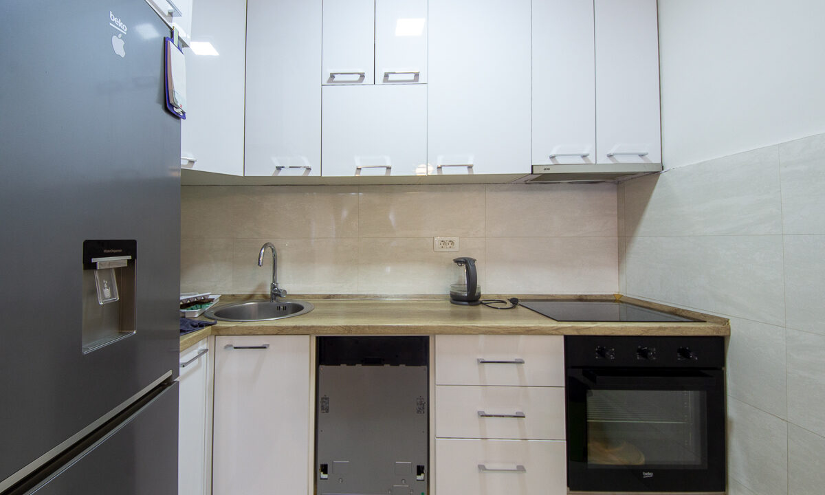 Izdavanje, jednosoban stan, 50m², Central Point, Podgorica-2915