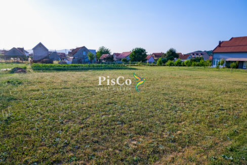 Prodaja kvalitetan plac u Kličevu, 1200m2, NIkšić-11
