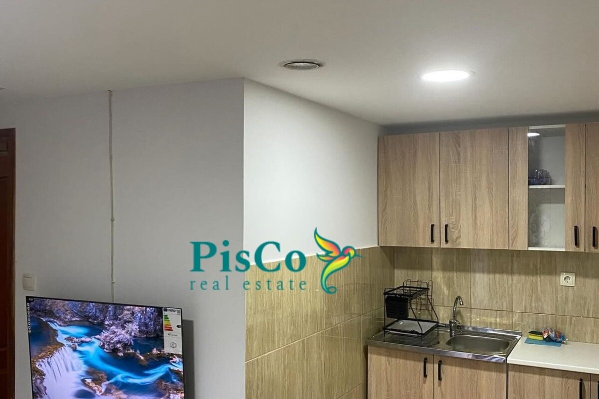 Izdavanje - jednosoban stan, Malo brdo