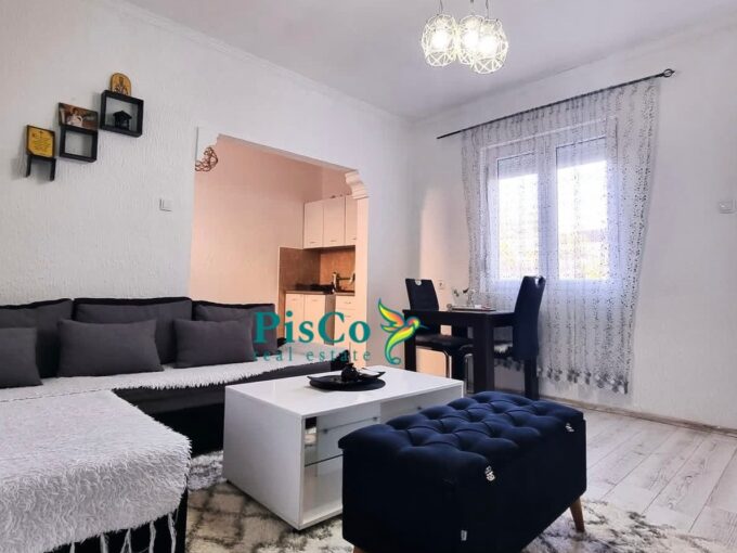 Izdavanje, dvosobna kuća, Zagorič