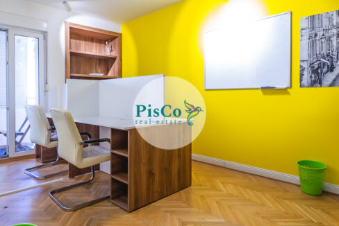 Poslovni prostor, kancelarija za izdavanje (10 of 14)