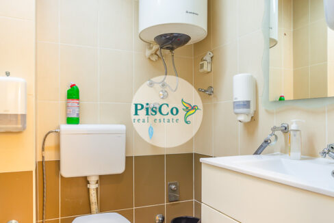 Poslovni prostor, kancelarija za izdavanje (12 of 14)