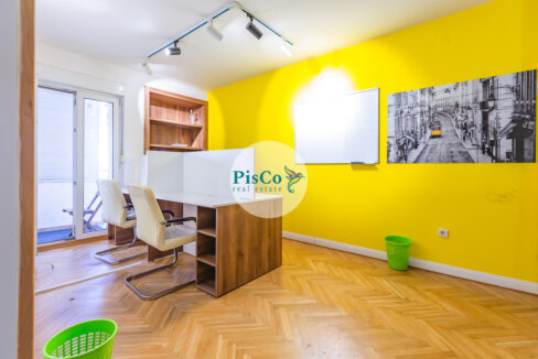 Poslovni prostor, kancelarija za izdavanje (4 of 14)