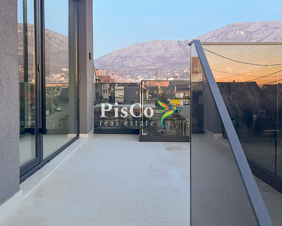 Izdavanje, garsonjera 37m2, Murtovina, Podgorica-223