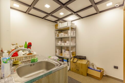 Izdavnje poslovni prostor City key (14)